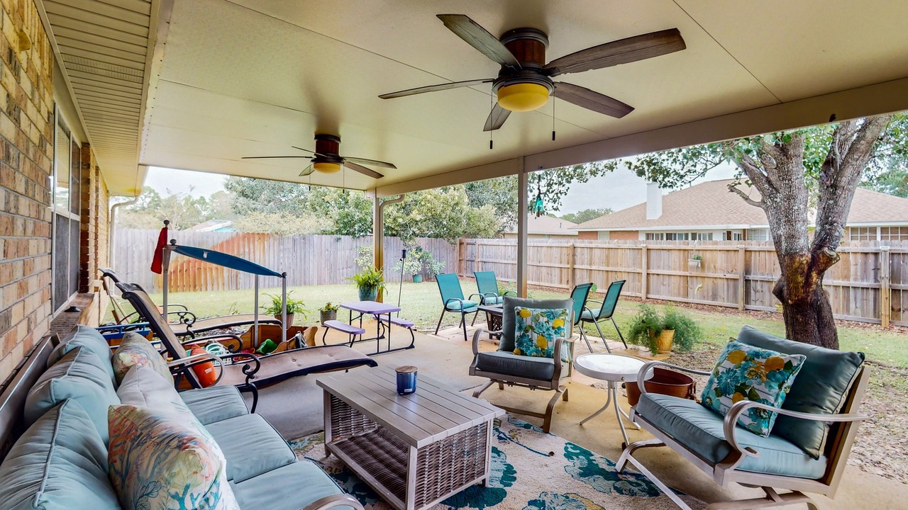 Photo of Patio Balcony in Ono Island