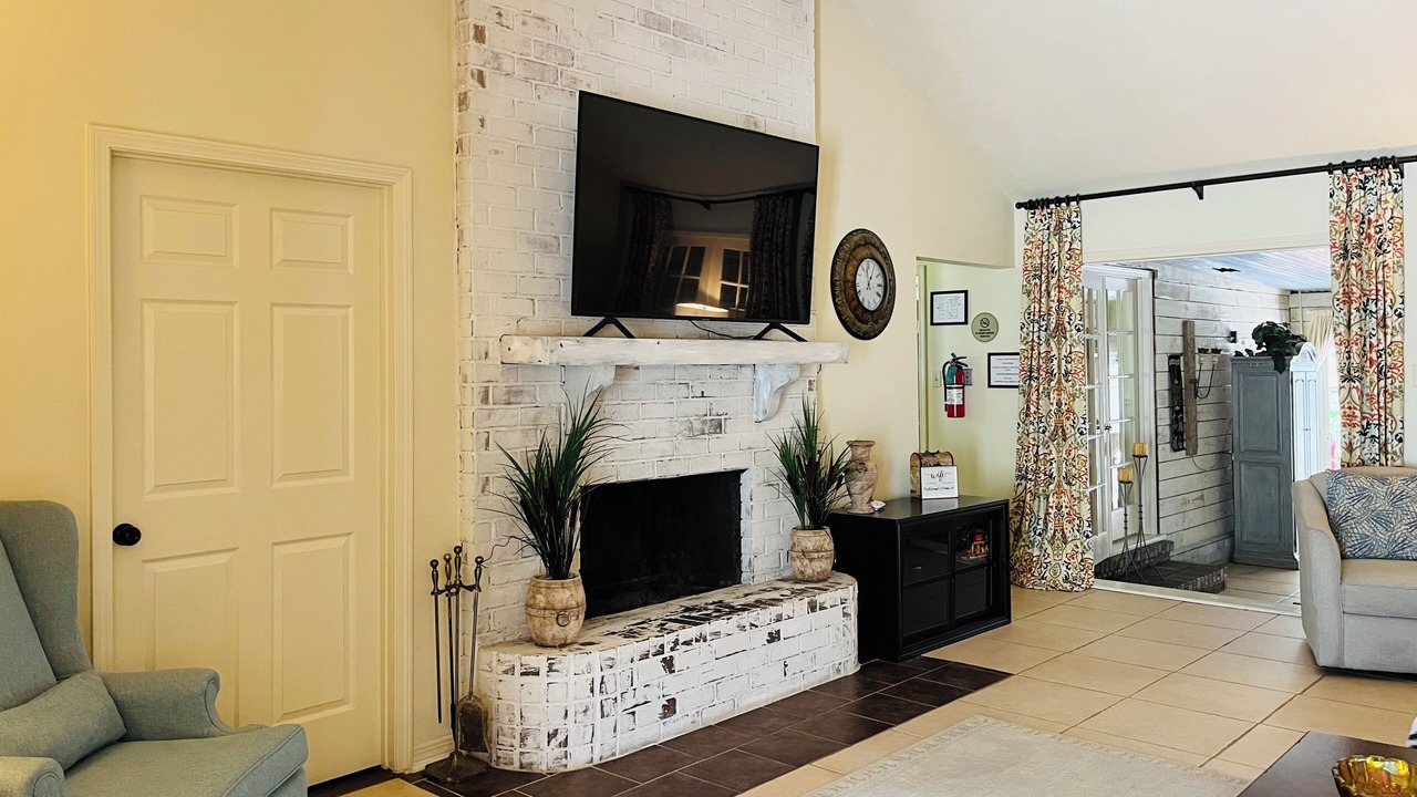 Photo of Bedroom in Malbis