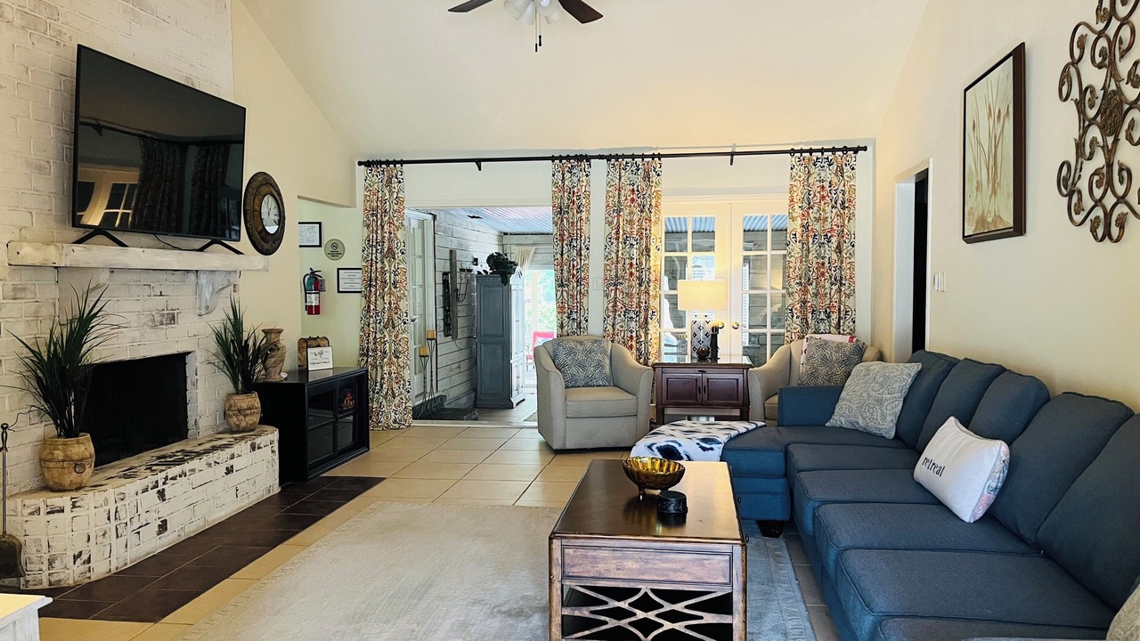 Photo of Bedroom in Malbis