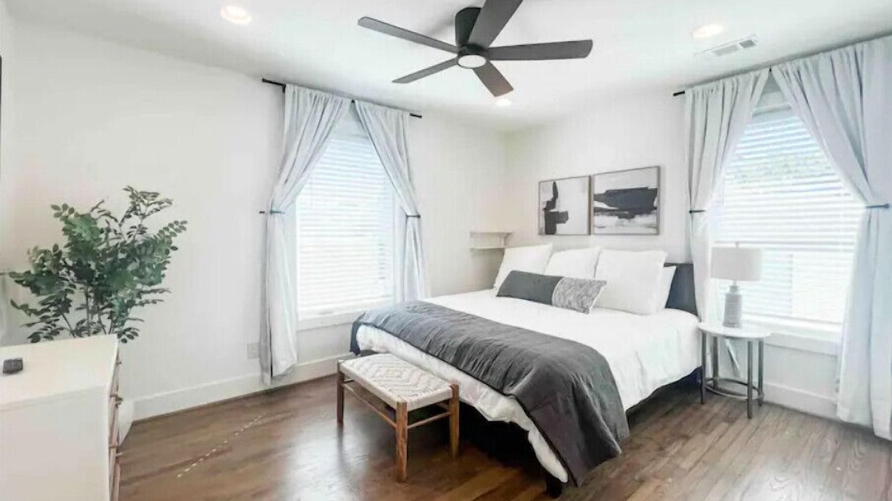 Photo of Bedroom in Homewood