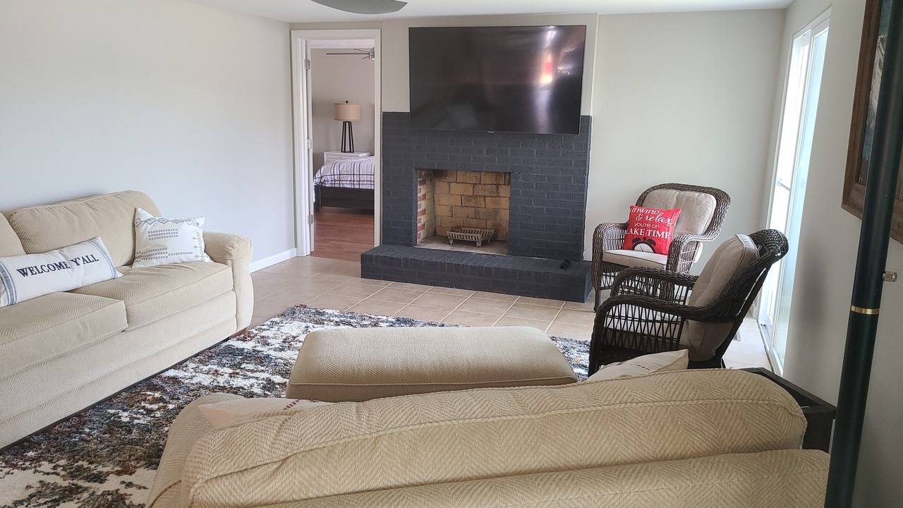 Photo of Livingroom in Titus