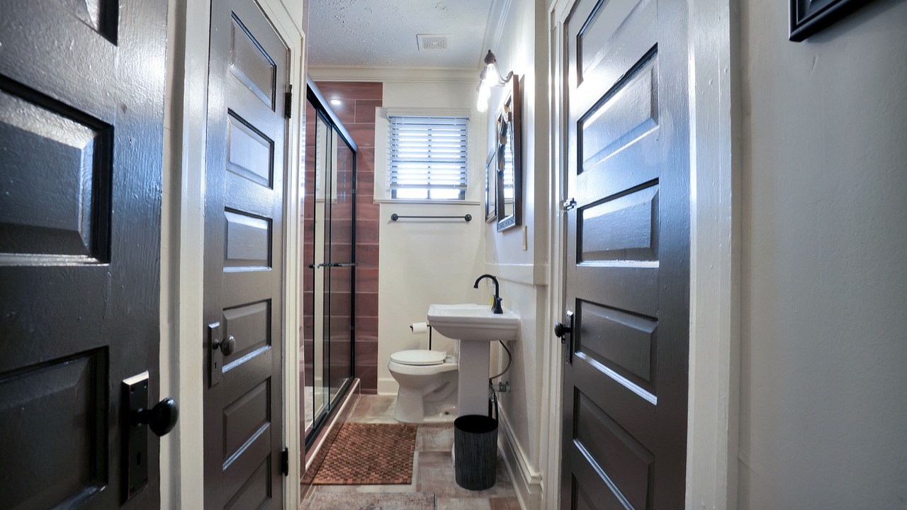 Photo of Bathroom in Montgomery