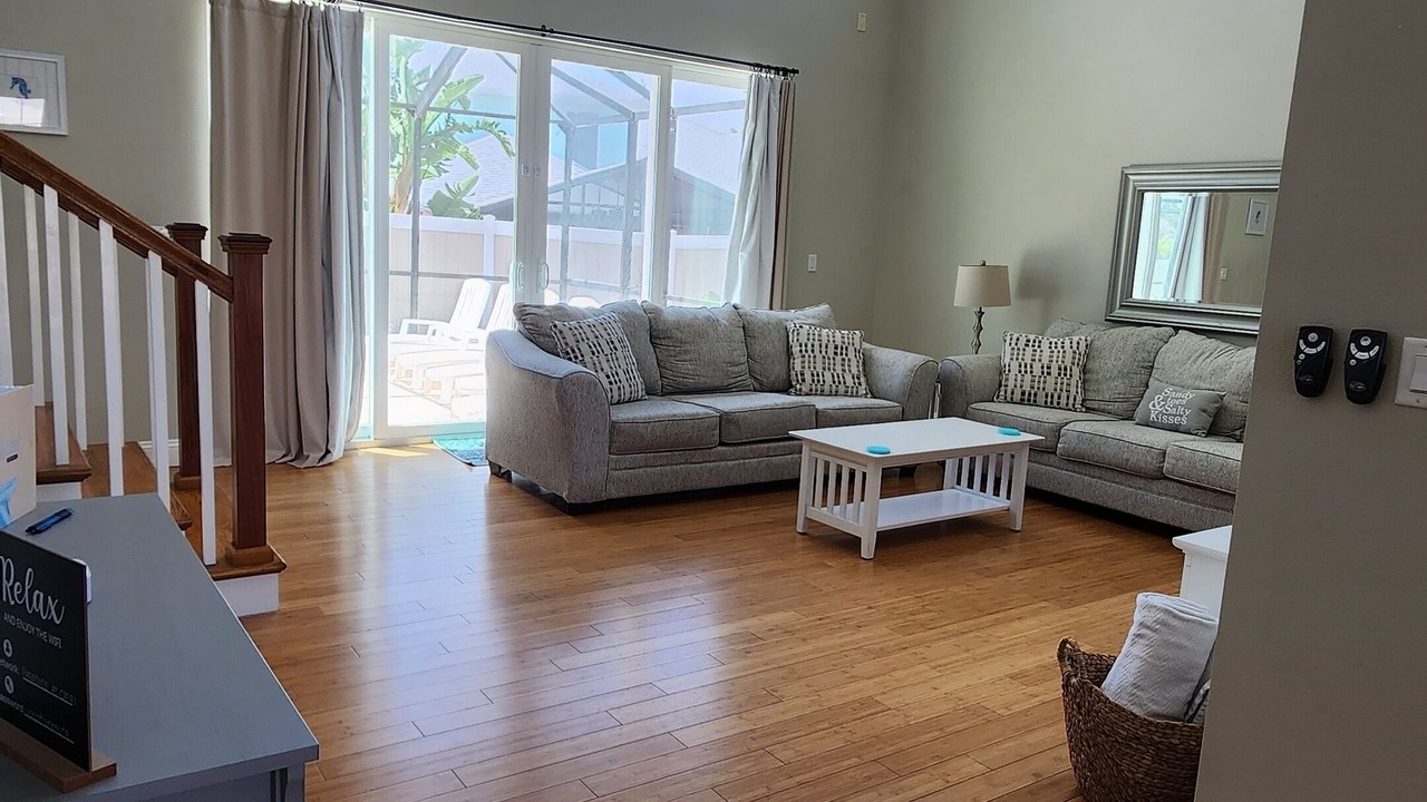 Photo of Livingroom in Avalon by the Sea