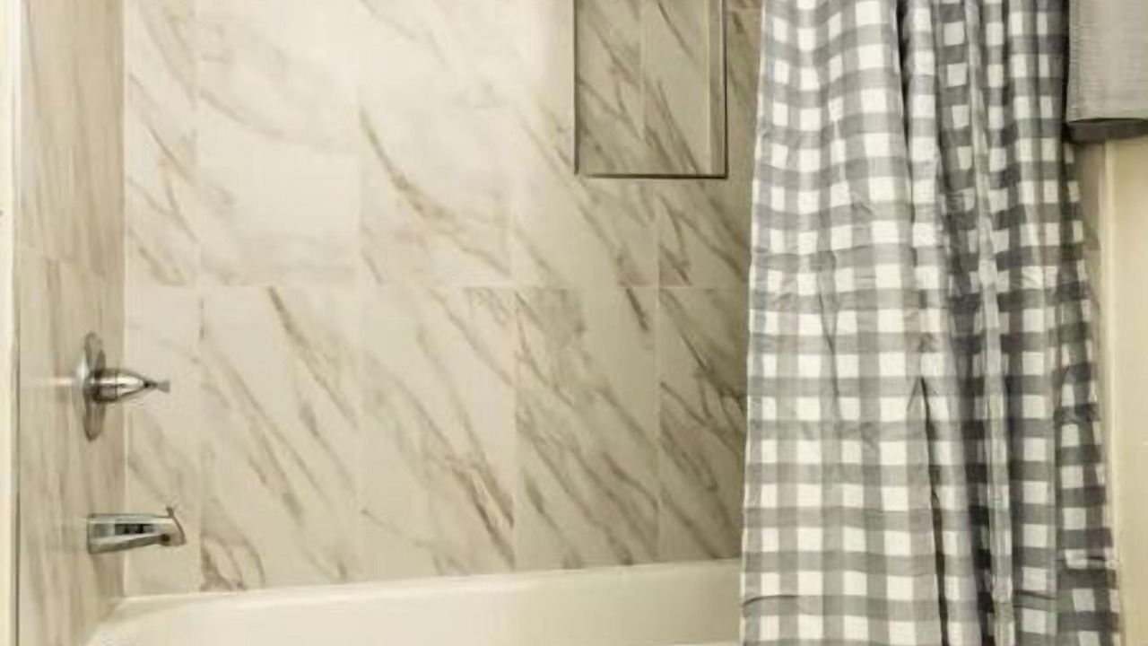 Photo of Bathroom in Ampere