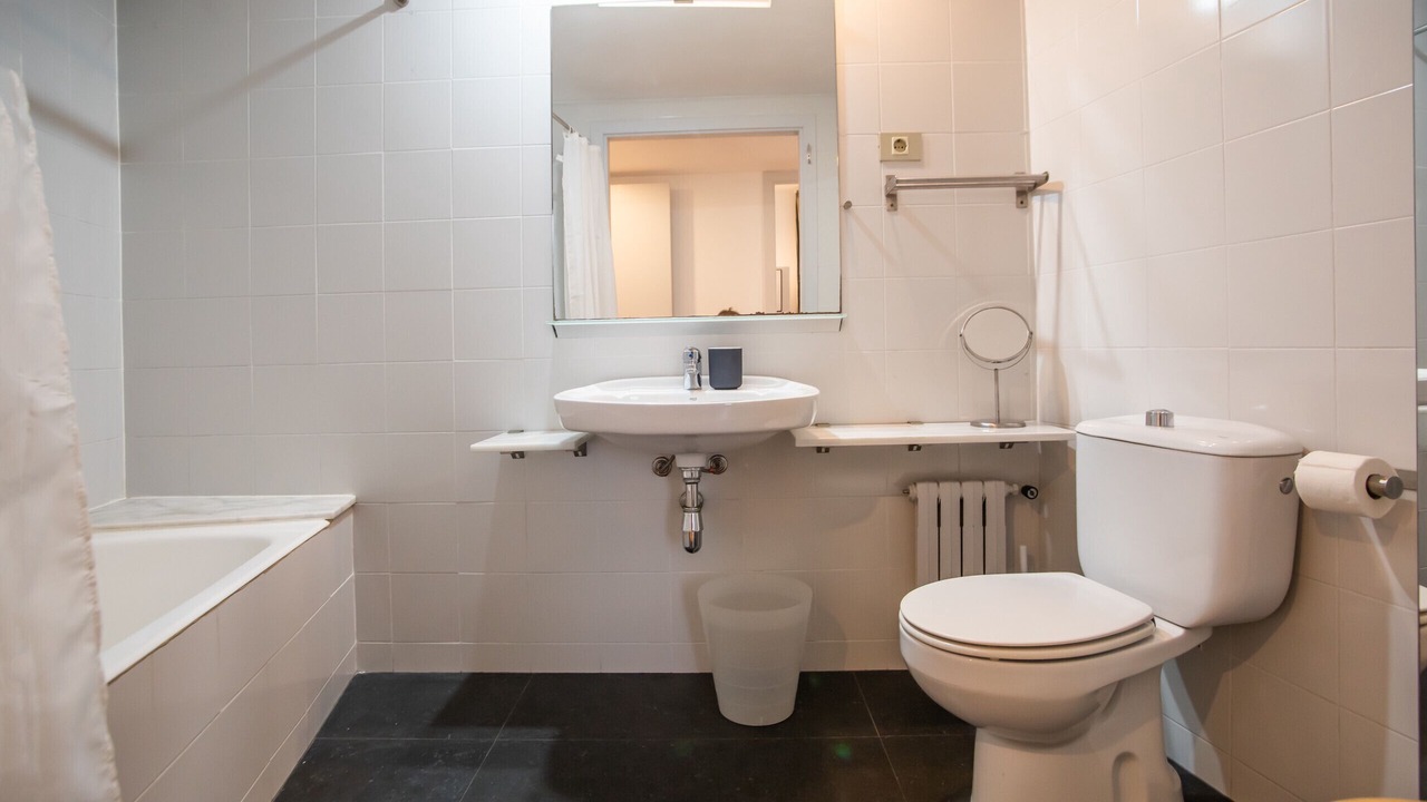 Photo of Bathroom in La Vila Olimpica del Poblenou