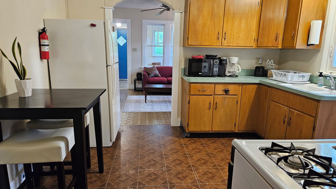 Photo of Kitchen in Lake Erie Beach