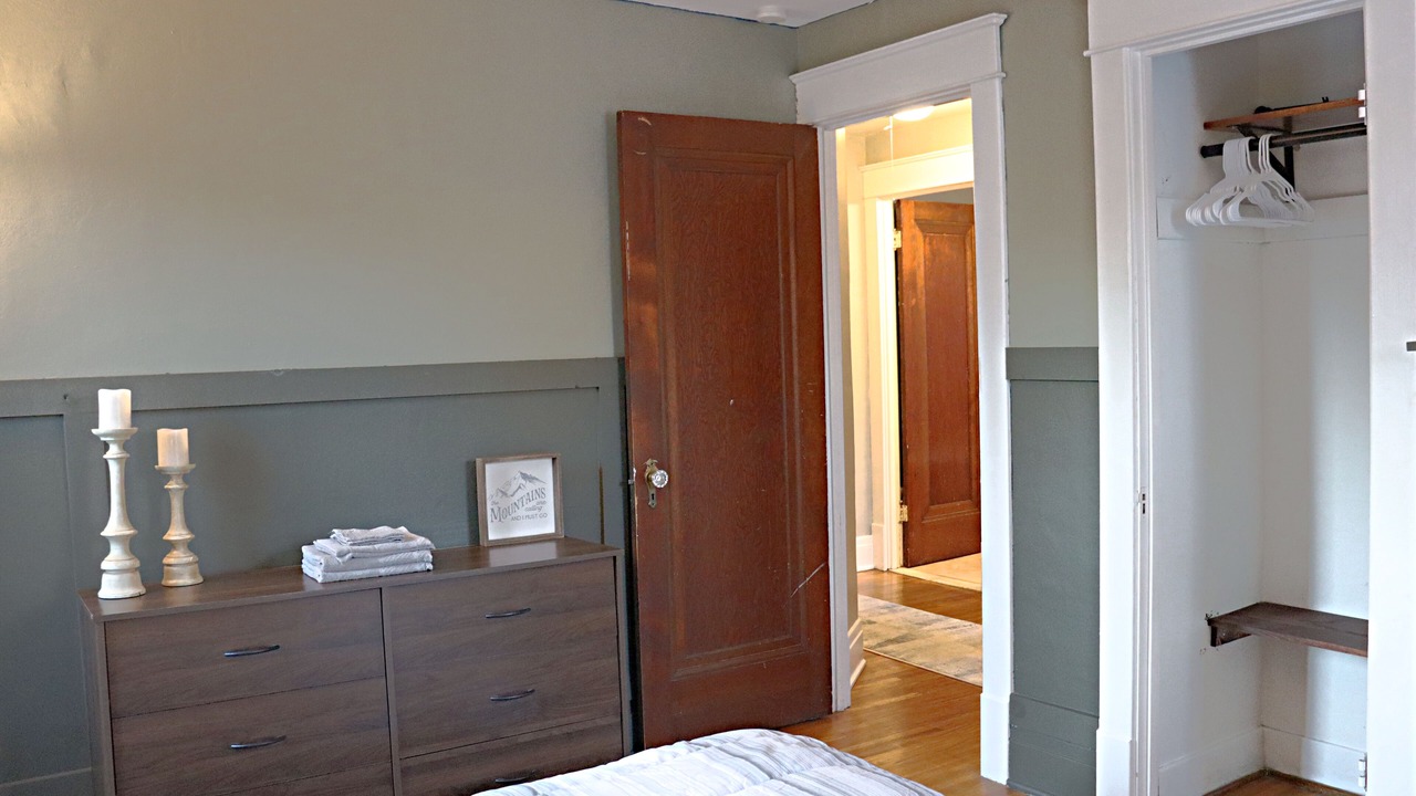 Photo of Bedroom in Buffalo