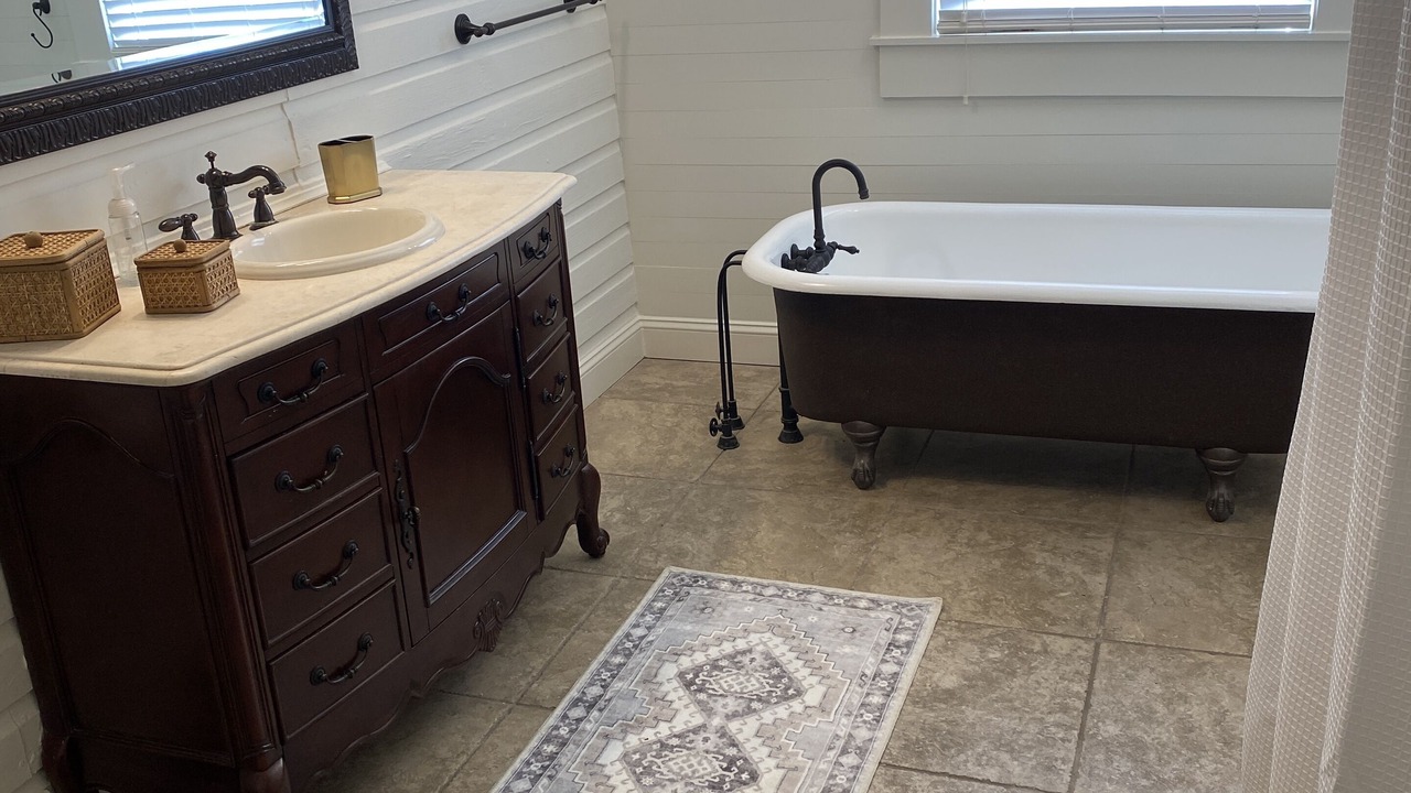 Photo of Bathroom in Northport