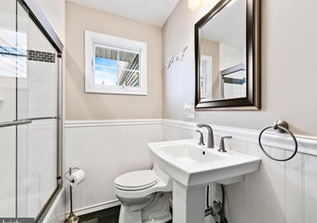 Photo of Bathroom in Beach Haven Gardens