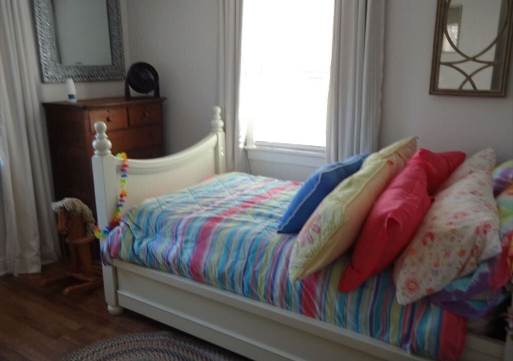Photo of Bedroom in Loveladies