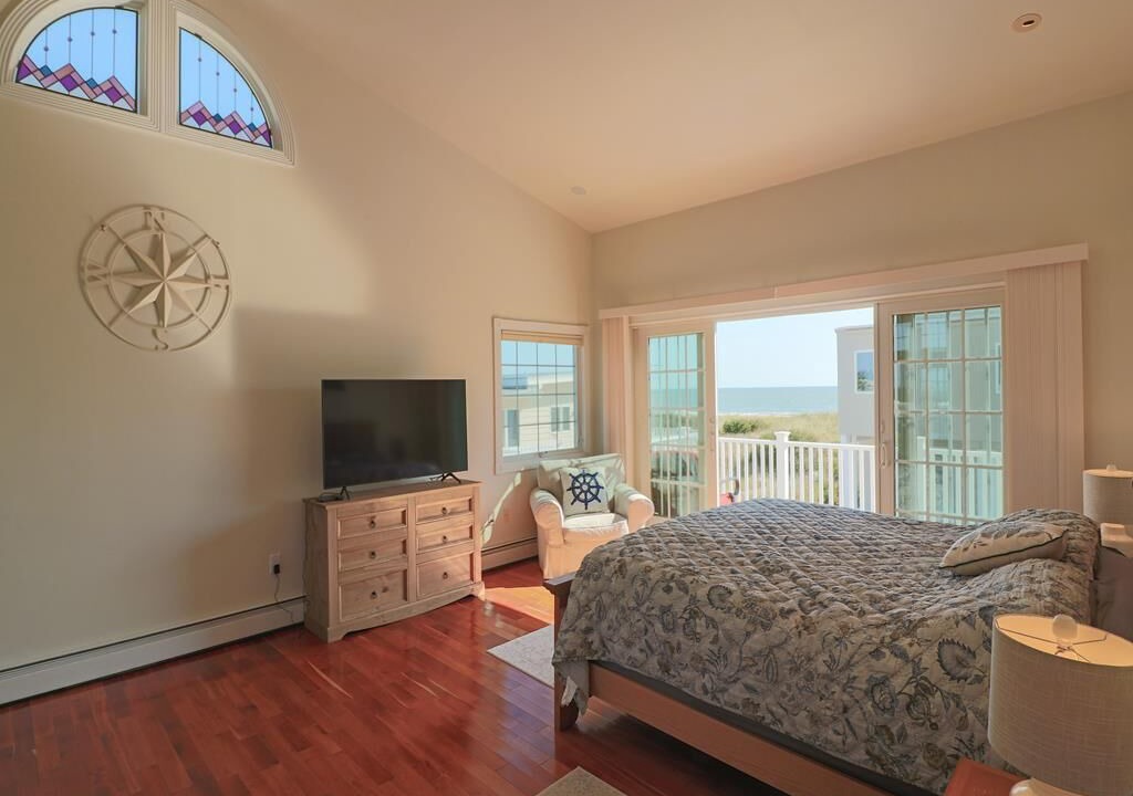 Photo of Bedroom in Loveladies