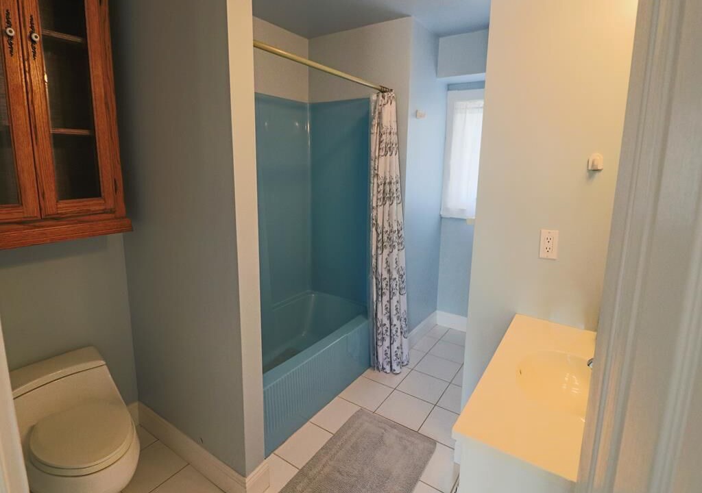 Photo of Bathroom in Loveladies