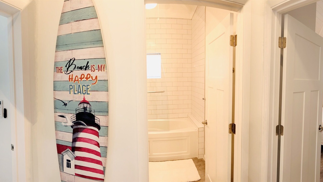 Photo of Bathroom in Lubbers Quarters Cay
