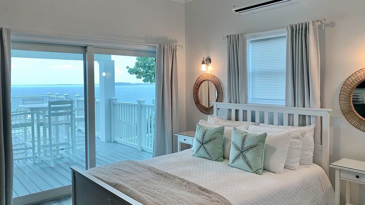 Photo of Bedroom in Lubbers Quarters Cay