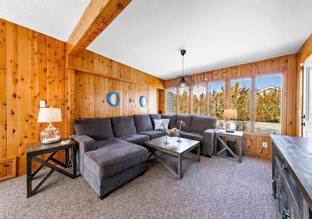 Photo of Livingroom in Surf City