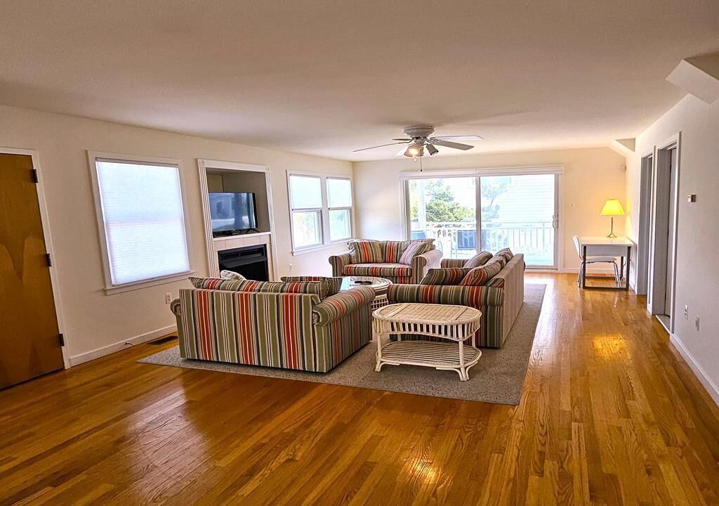 Photo of Livingroom in Loveladies