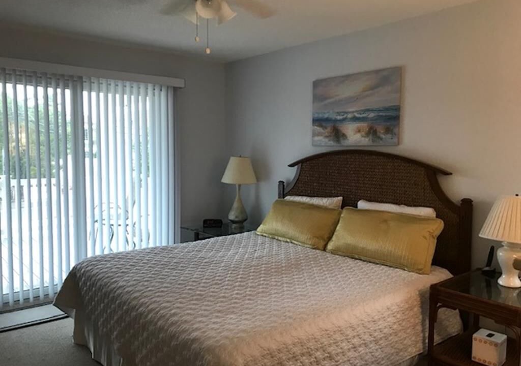 Photo of Bedroom in Barnegat Light