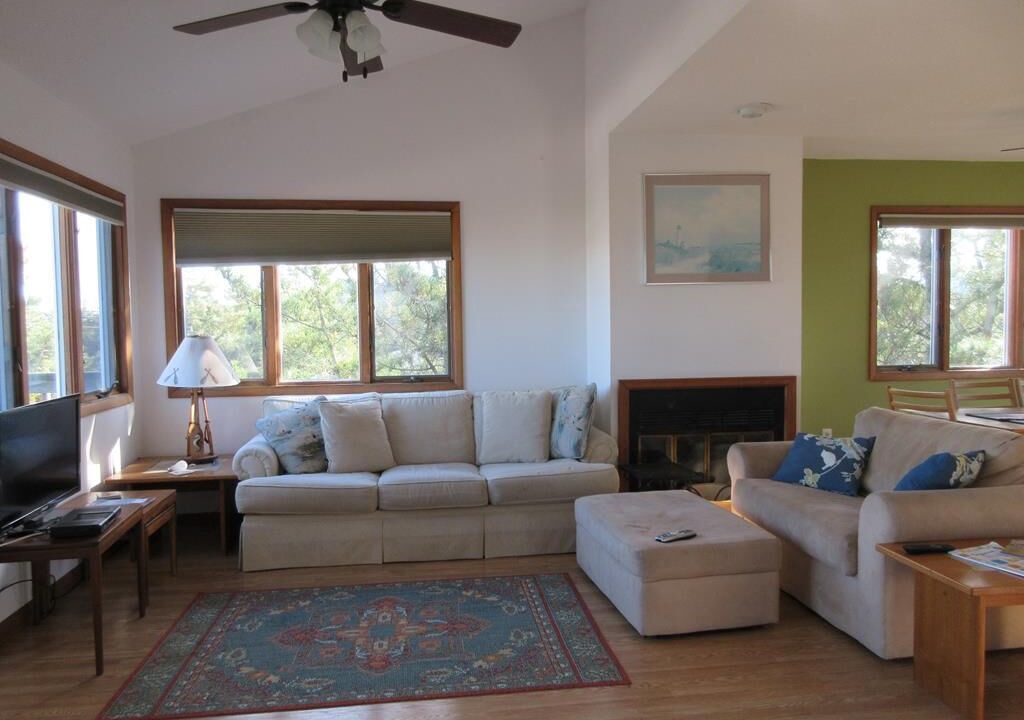 Photo of Livingroom in Barnegat Light