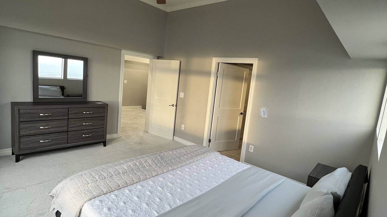 Photo of Bedroom in Waterfront