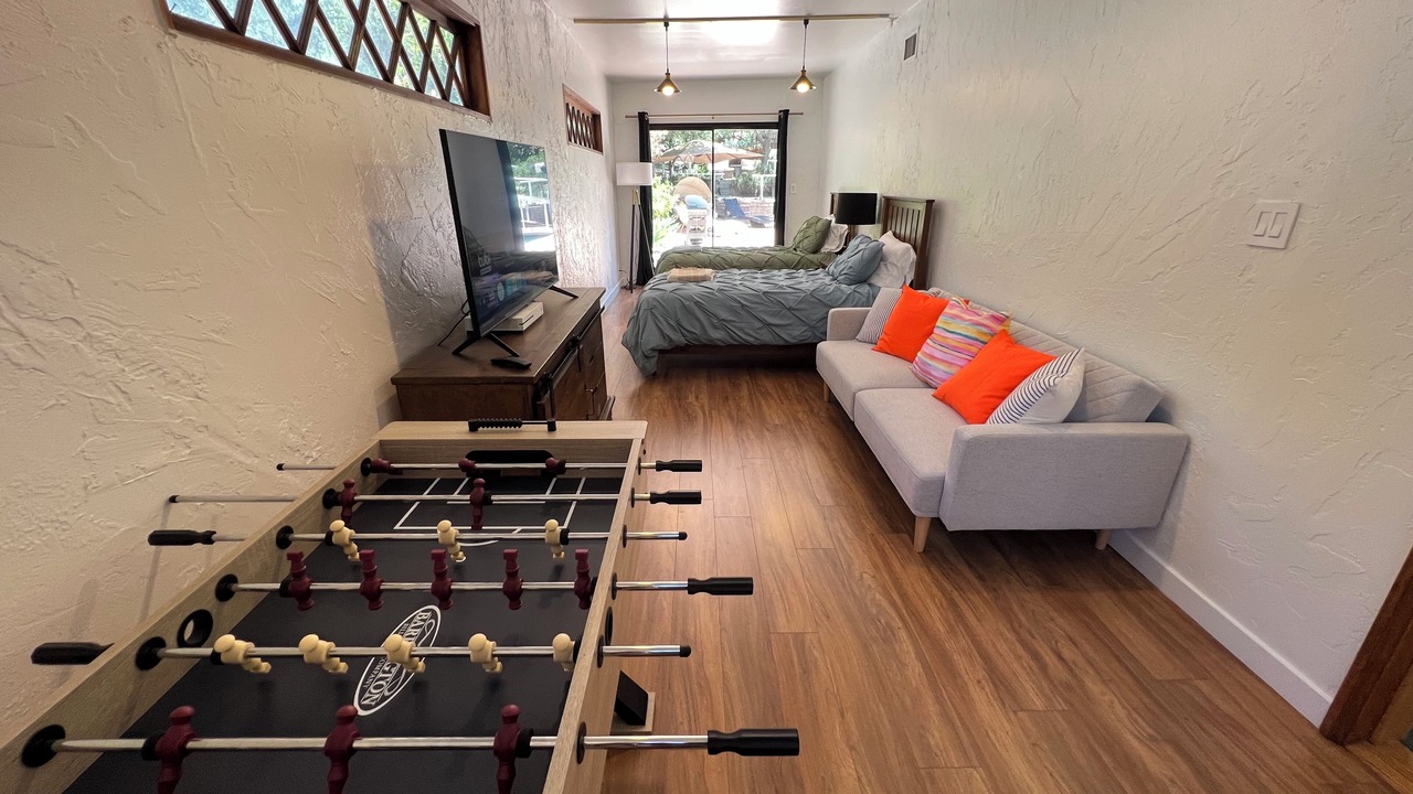 Photo of Bedroom in Woodland Hills