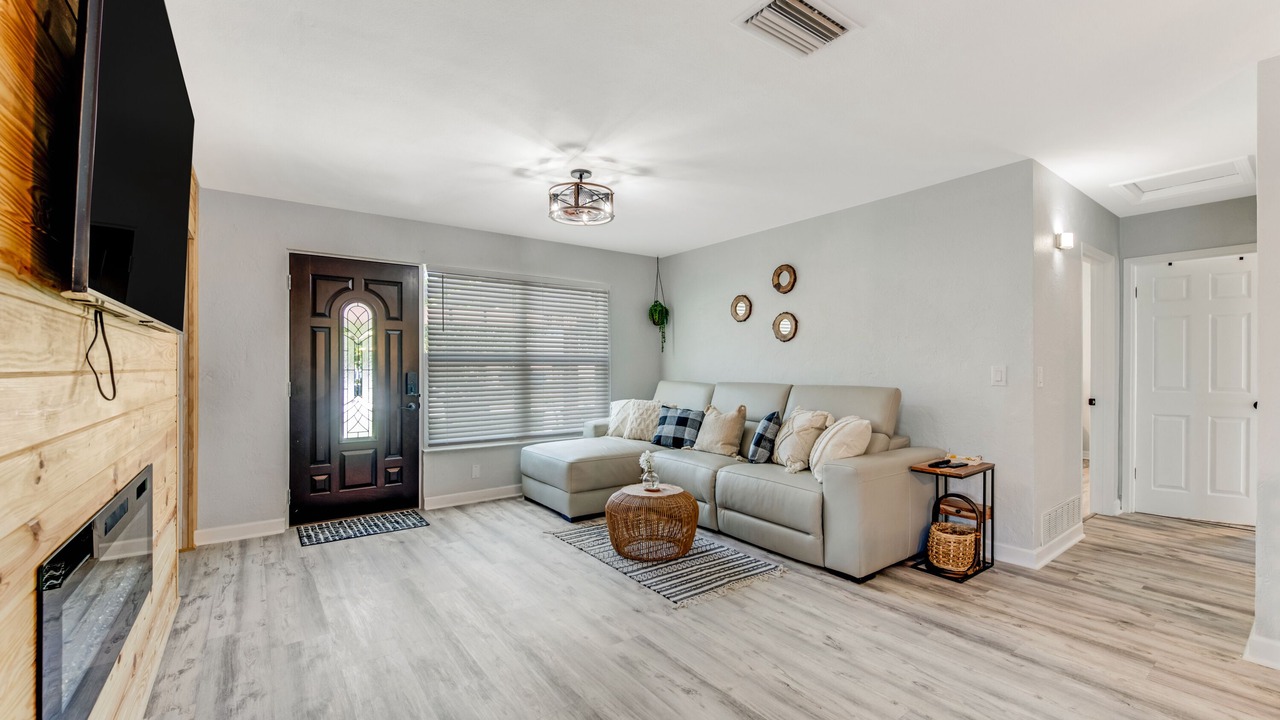 Photo of Livingroom in Ormond-by-the-Sea