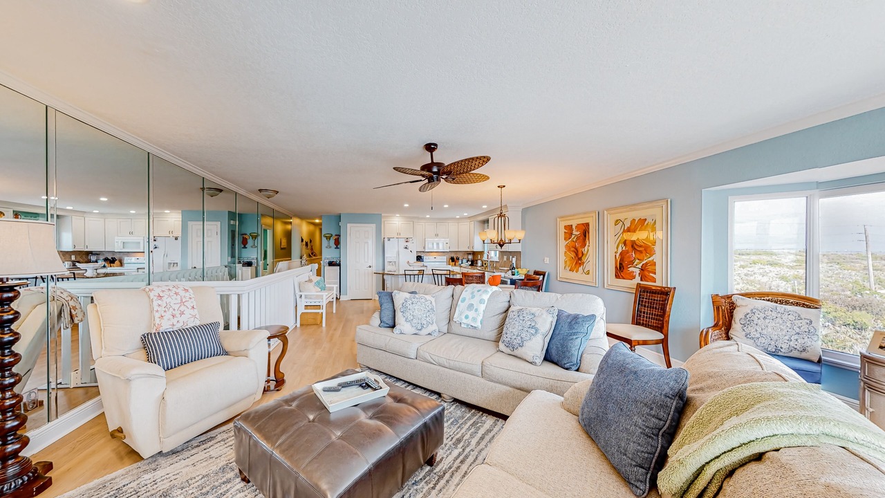 Photo of Livingroom in Ponce Inlet