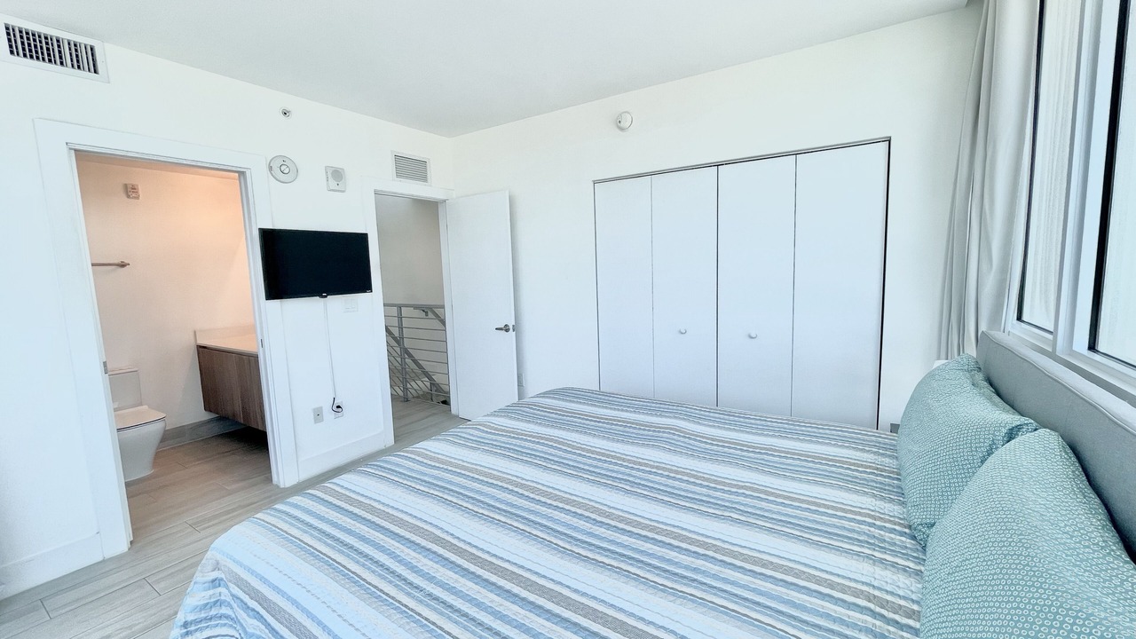 Photo of Bedroom in North Beach