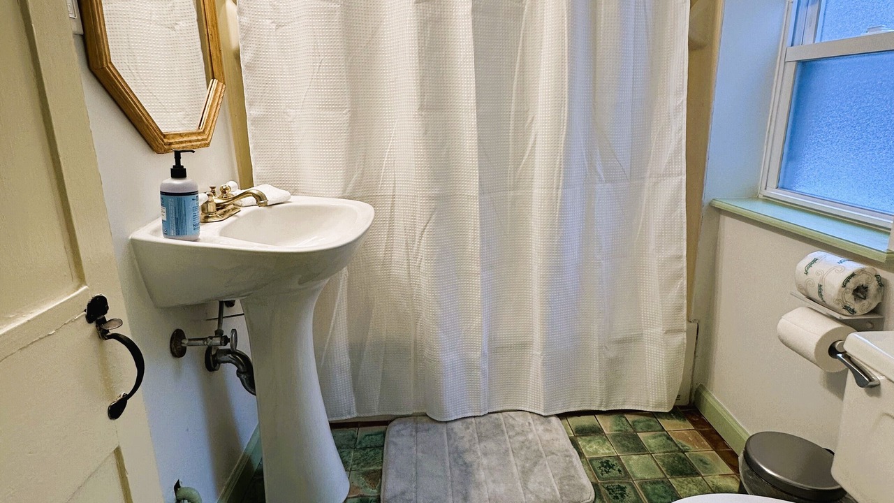 Photo of Bathroom in South Salem