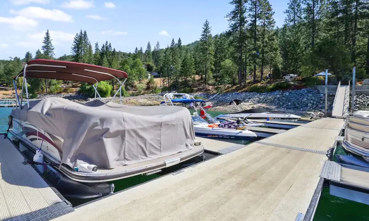 Photo of Others in Wishon