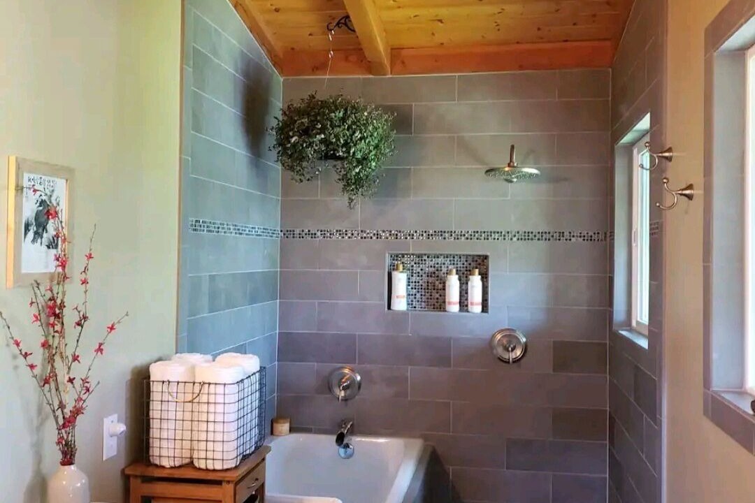 Photo of Bathroom in Ainaloa