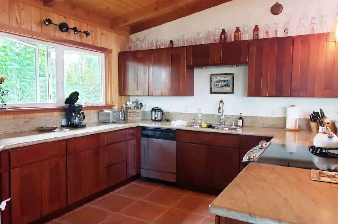 Photo of Kitchen in Ainaloa