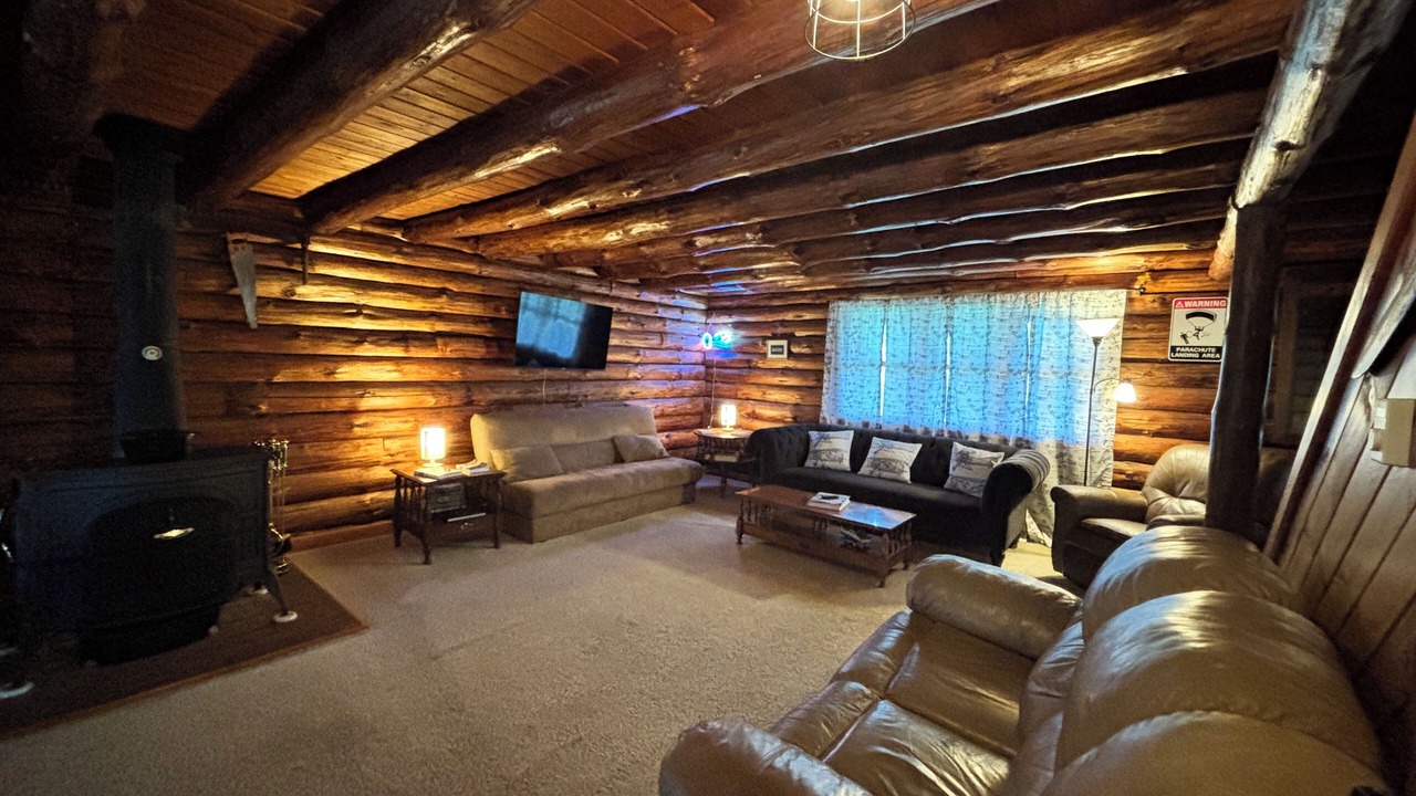Photo of Livingroom in Youngstown