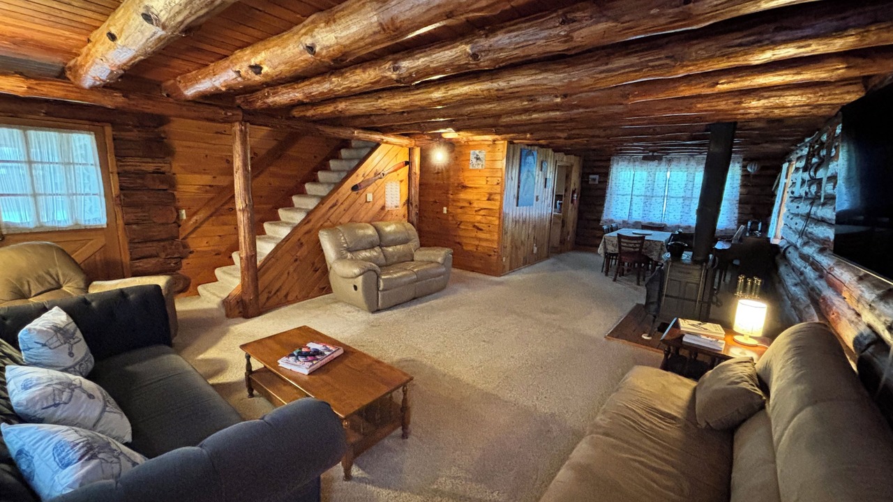 Photo of Livingroom in Youngstown