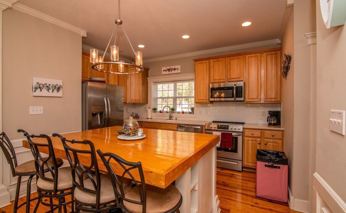 Photo of Kitchen in North Shore Acres