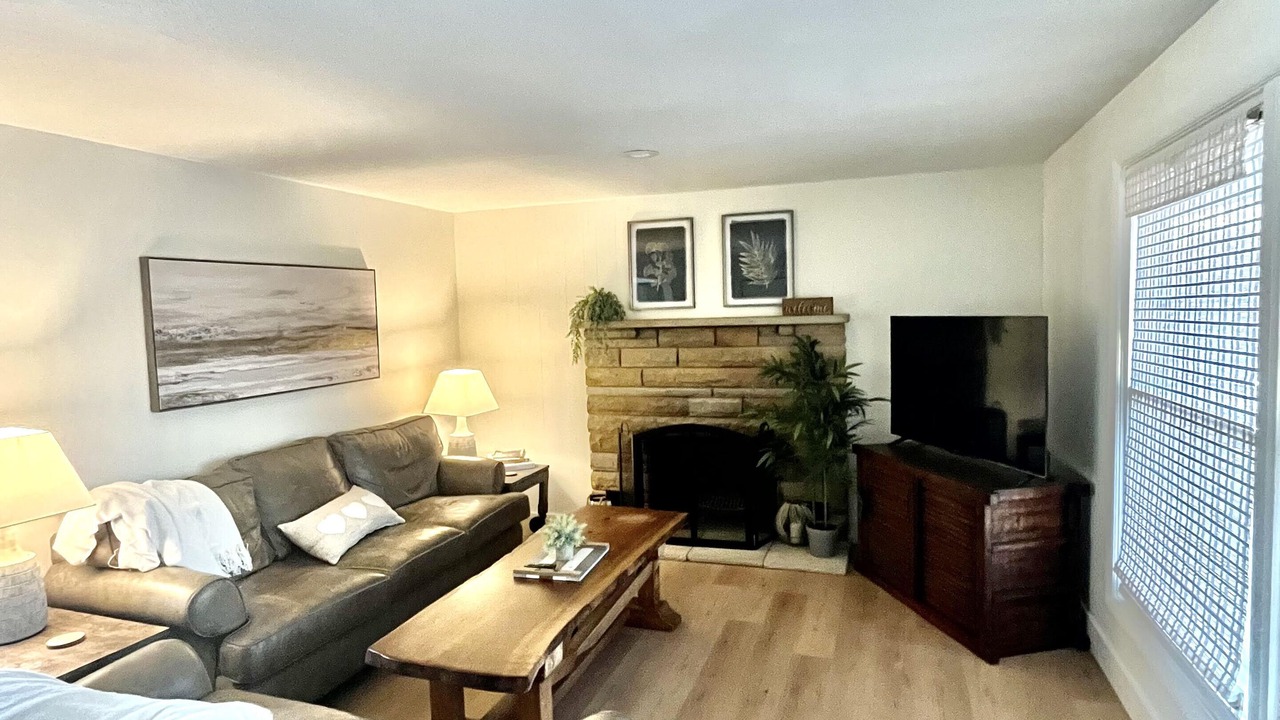 Photo of Livingroom in Madison