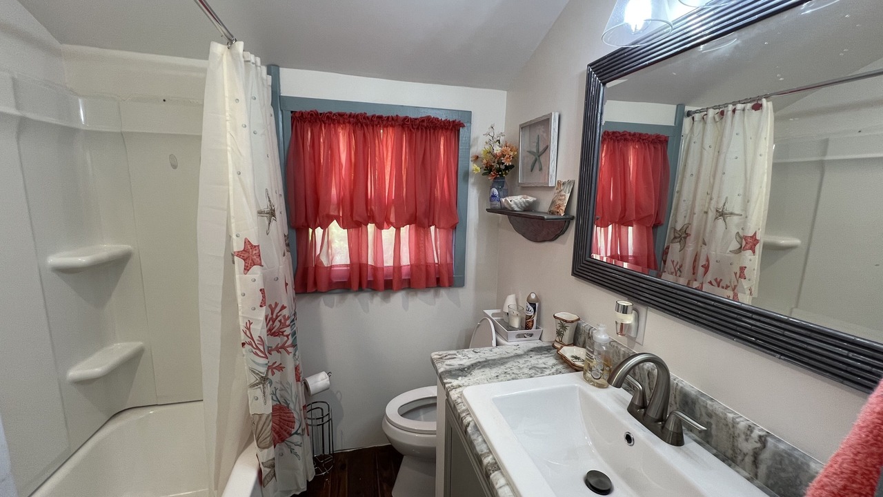 Photo of Bathroom in Gulf Breeze
