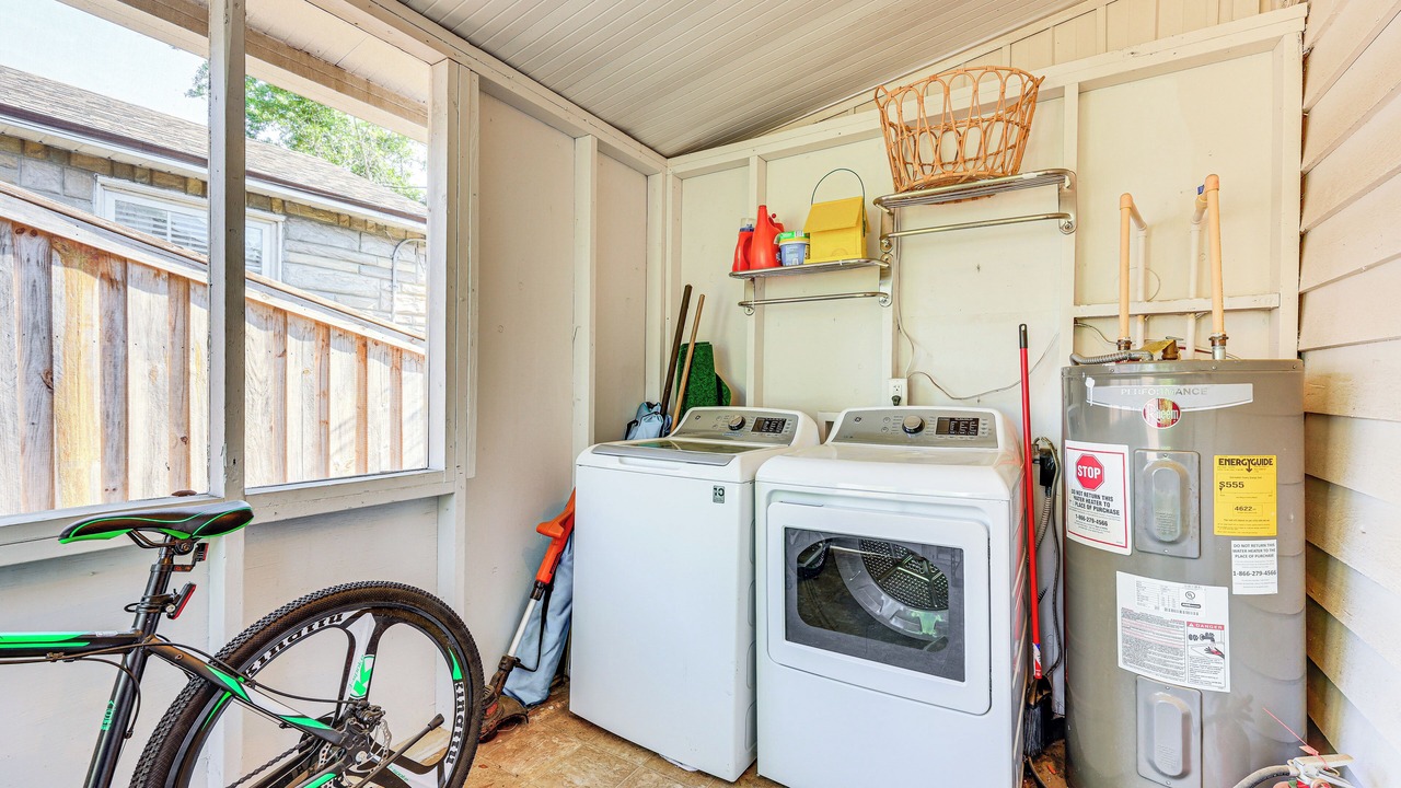 Photo of Bedroom in Avondale