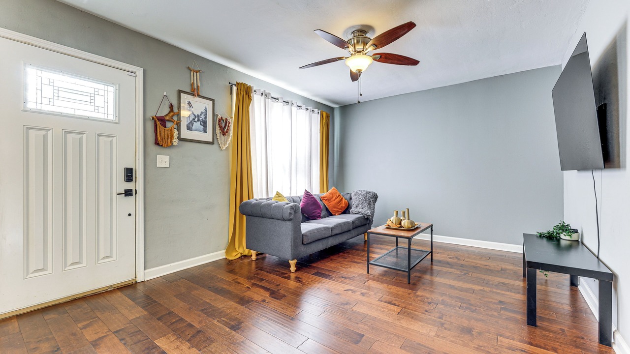Photo of Bedroom in Avondale