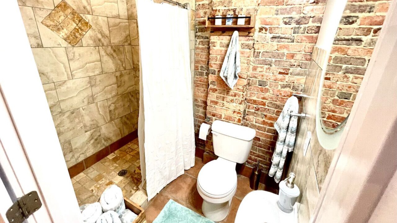 Photo of Bathroom in Gadsden