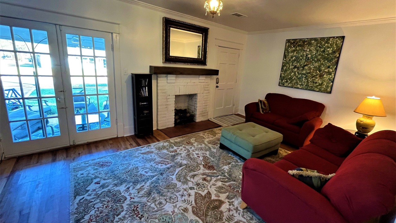 Photo of Livingroom in Hattiesburg