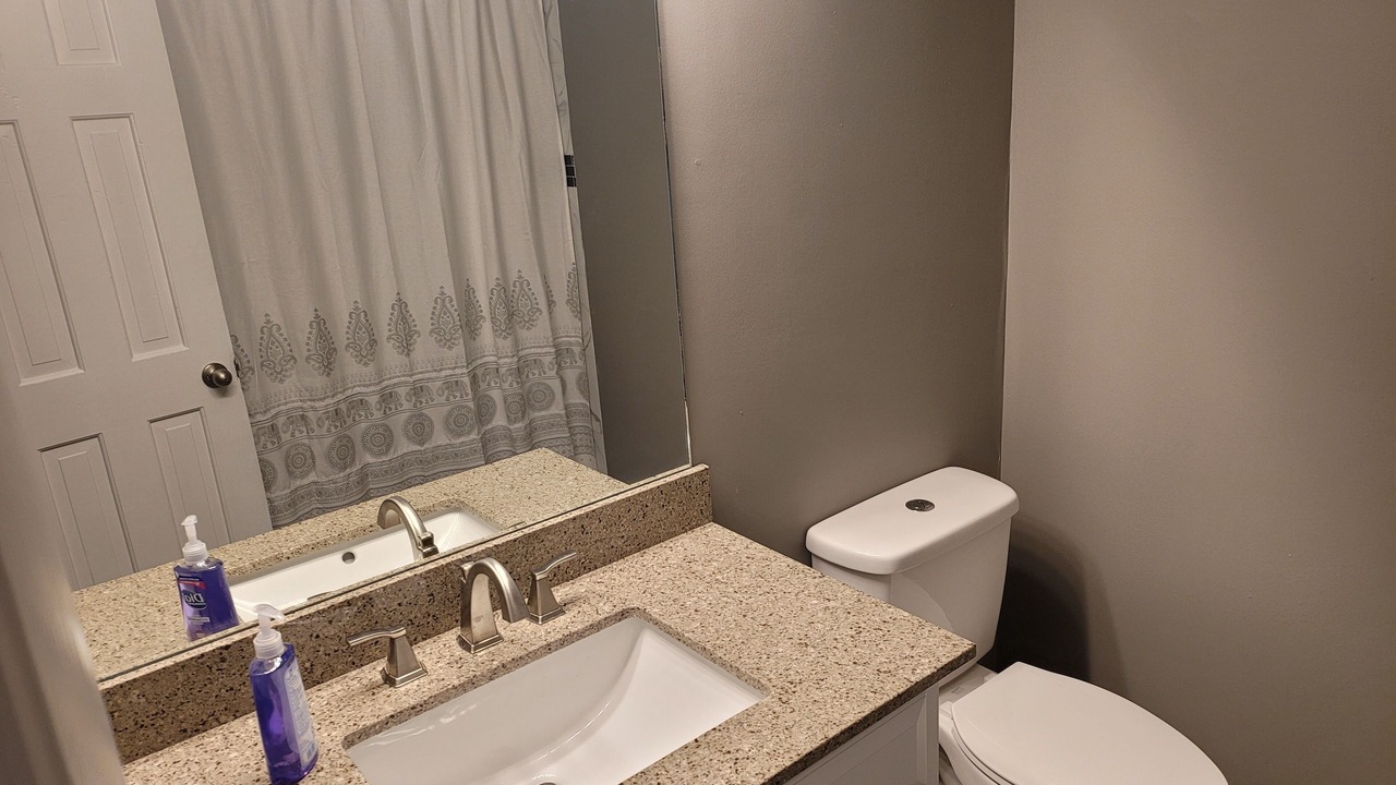 Photo of Bathroom in Guntersville