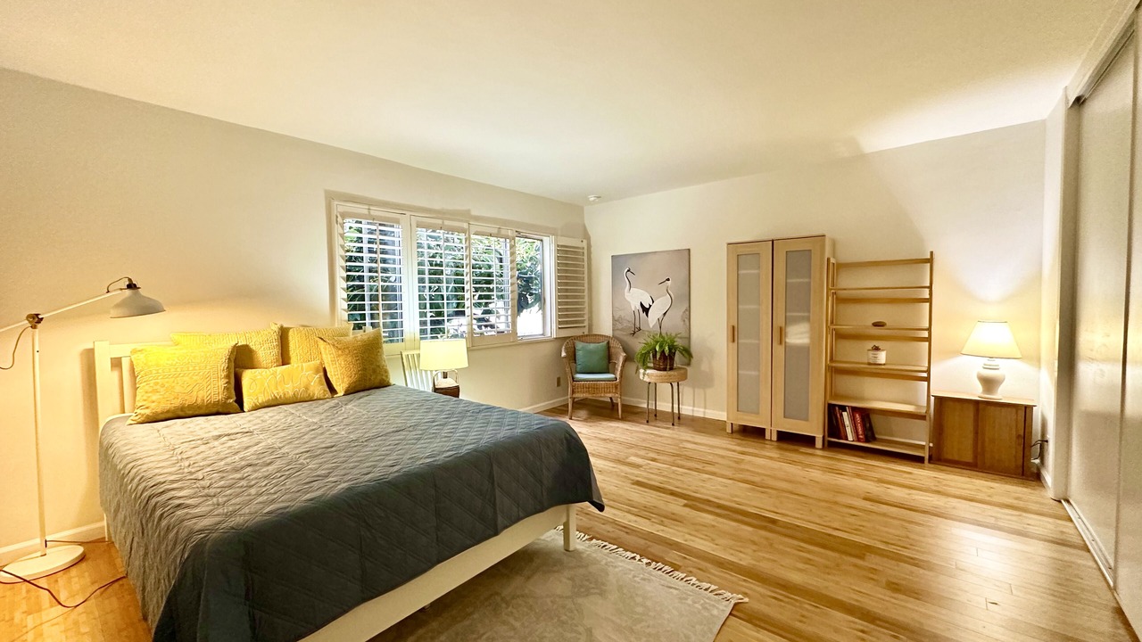 Photo of Bedroom in Sawtelle