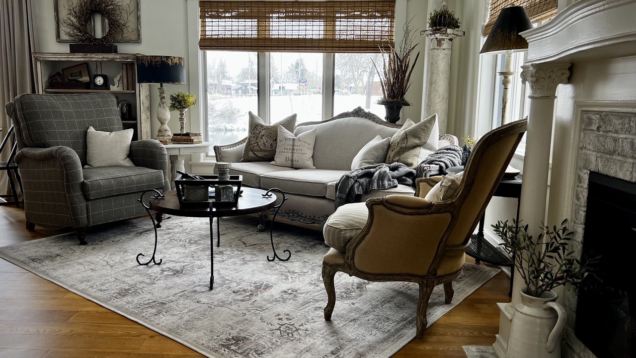 Photo of Livingroom in Edinboro