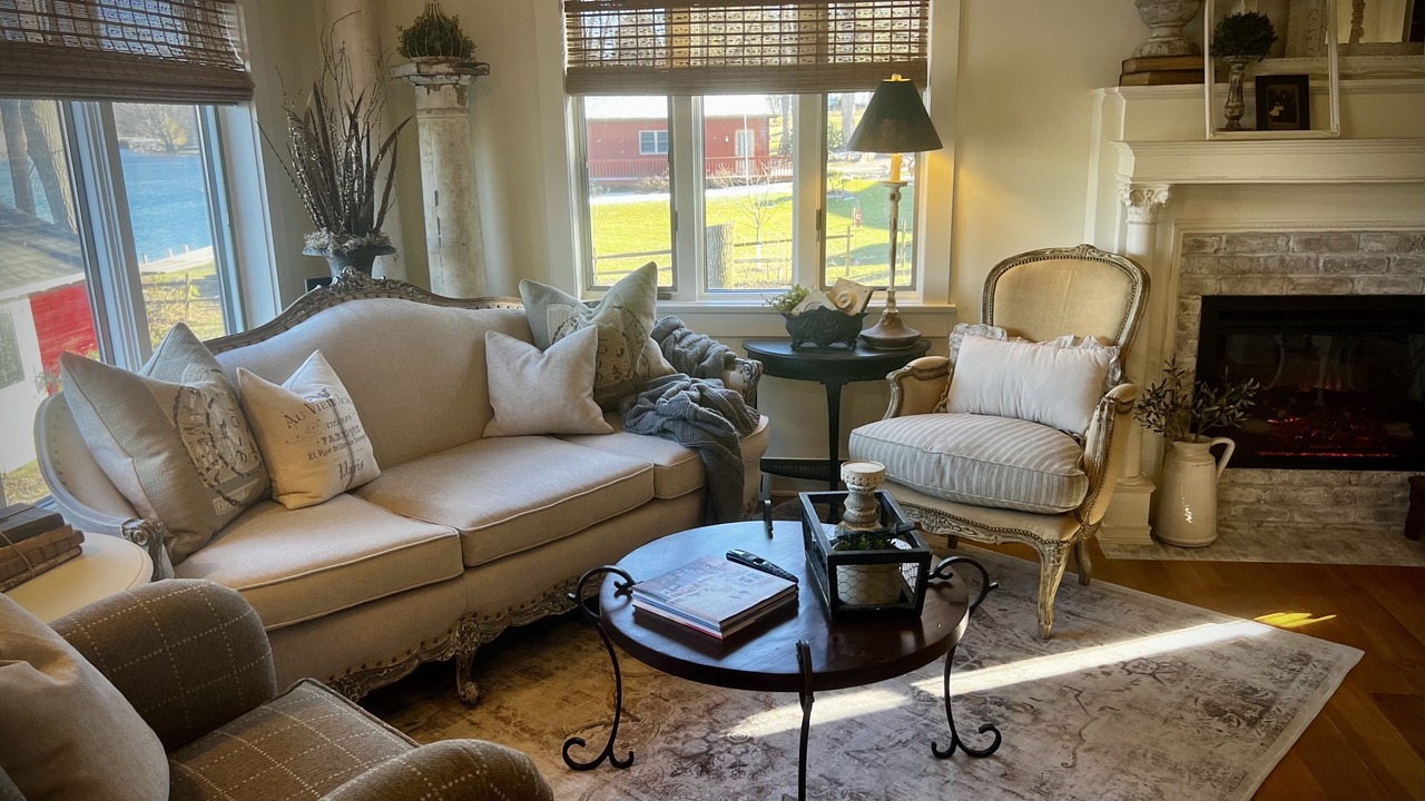 Photo of Livingroom in Edinboro