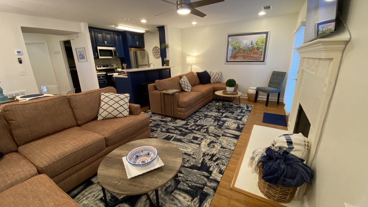 Photo of Livingroom in Auburn