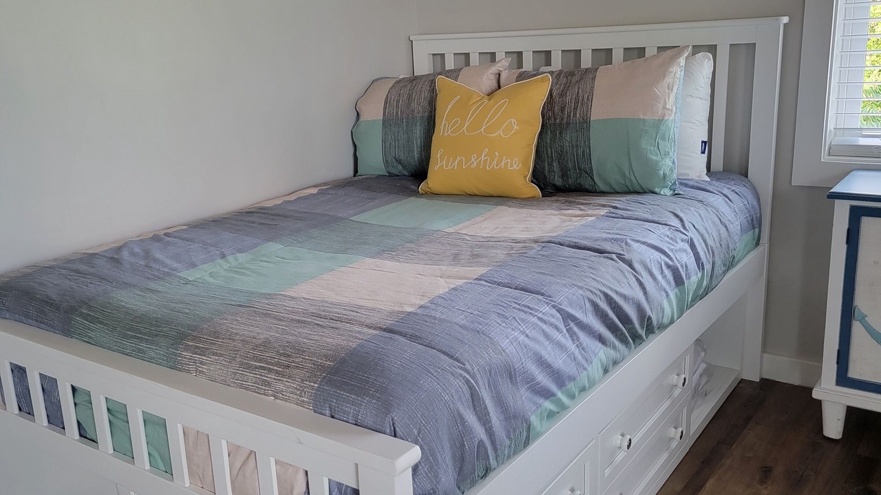 Photo of Bedroom in Green Turtle Cay