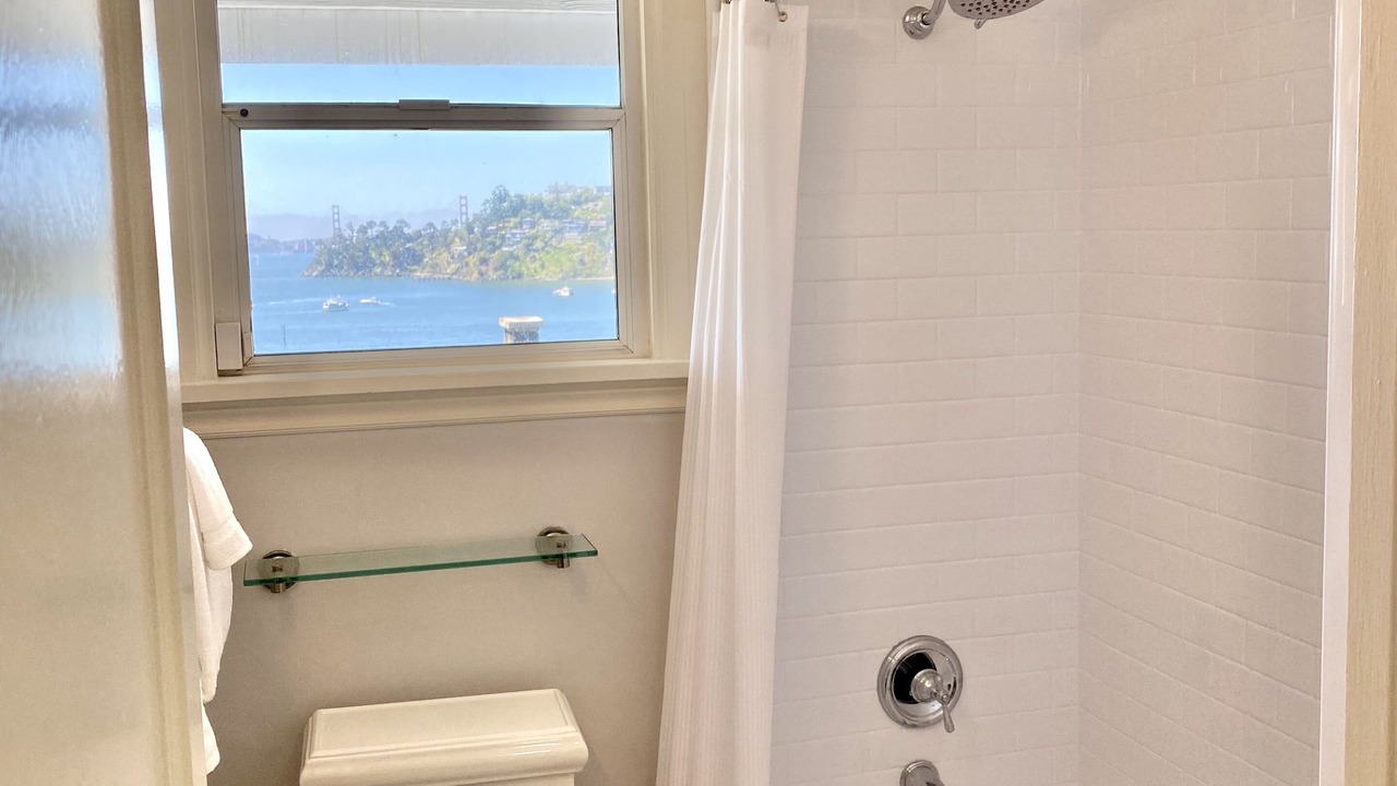 Photo of Bathroom in Belvedere Tiburon