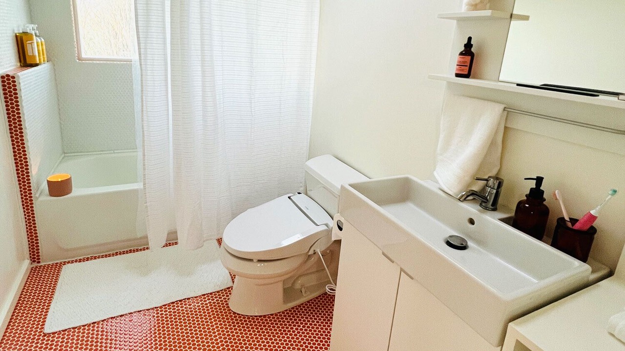 Photo of Bathroom in Landers