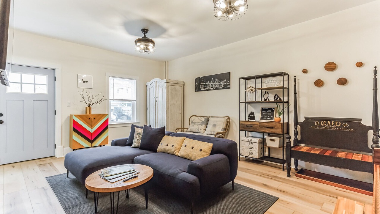 Photo of Livingroom in Beacon