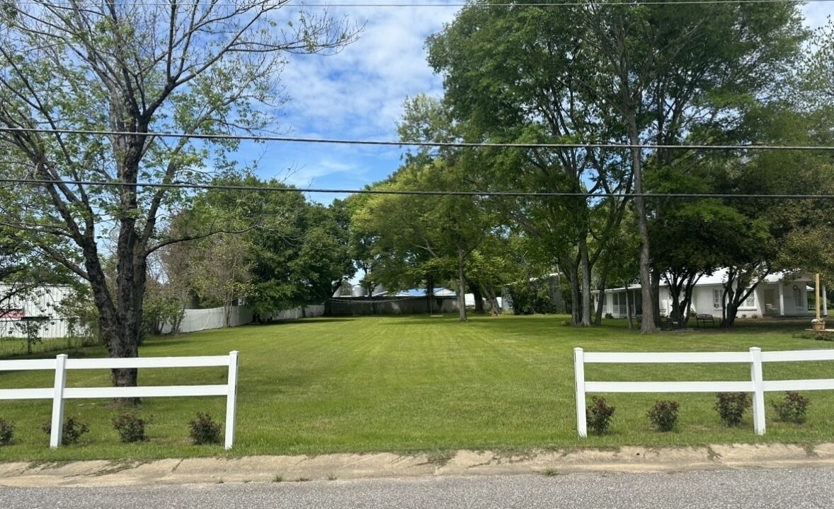 Photo of Outdoor in Wetumpka